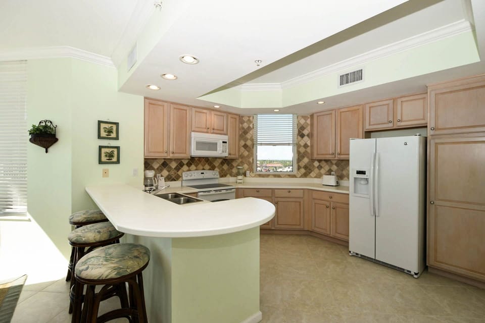 Fully equipped kitchen