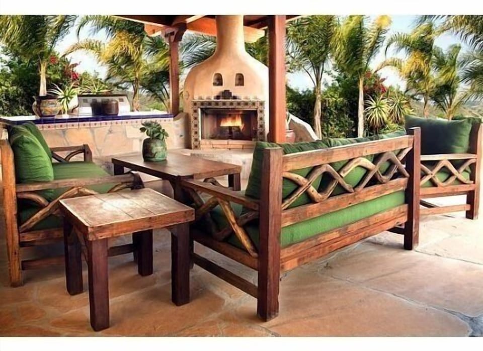 Relax in the shade any time of day, or warm up by the fire on cool evenings.
