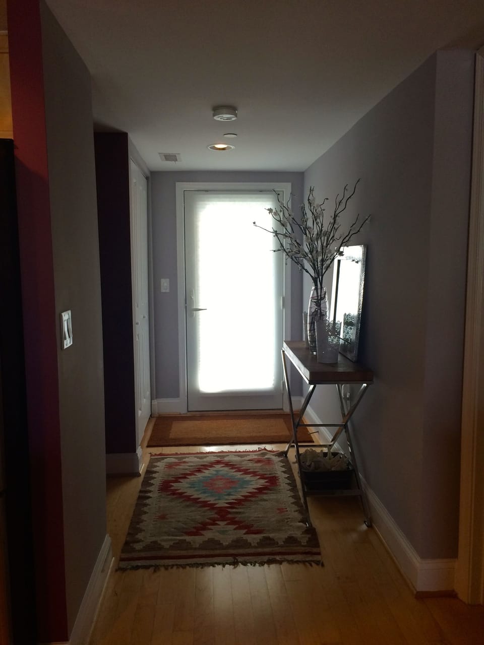 Entrance foyer/hallway