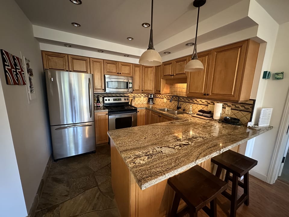 Kitchen- open plan to living area