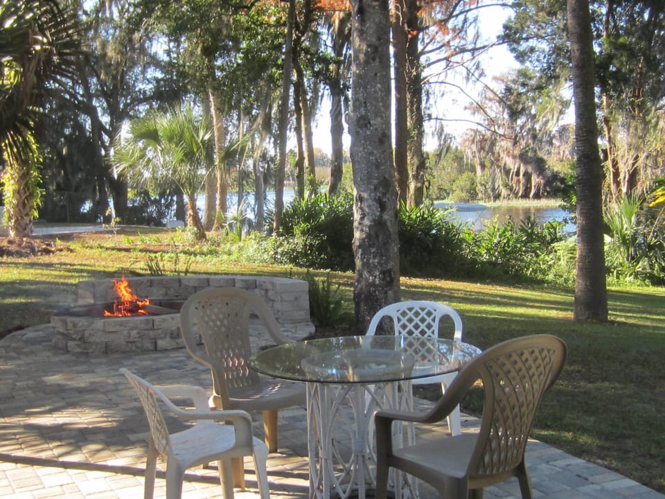 Backyard courtyard with fire pit