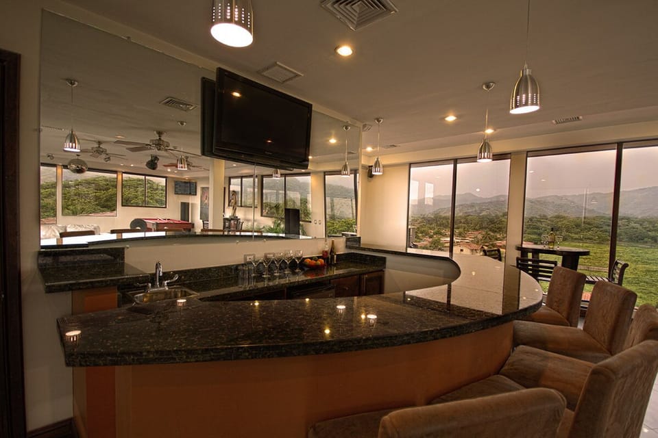 Sports Bar