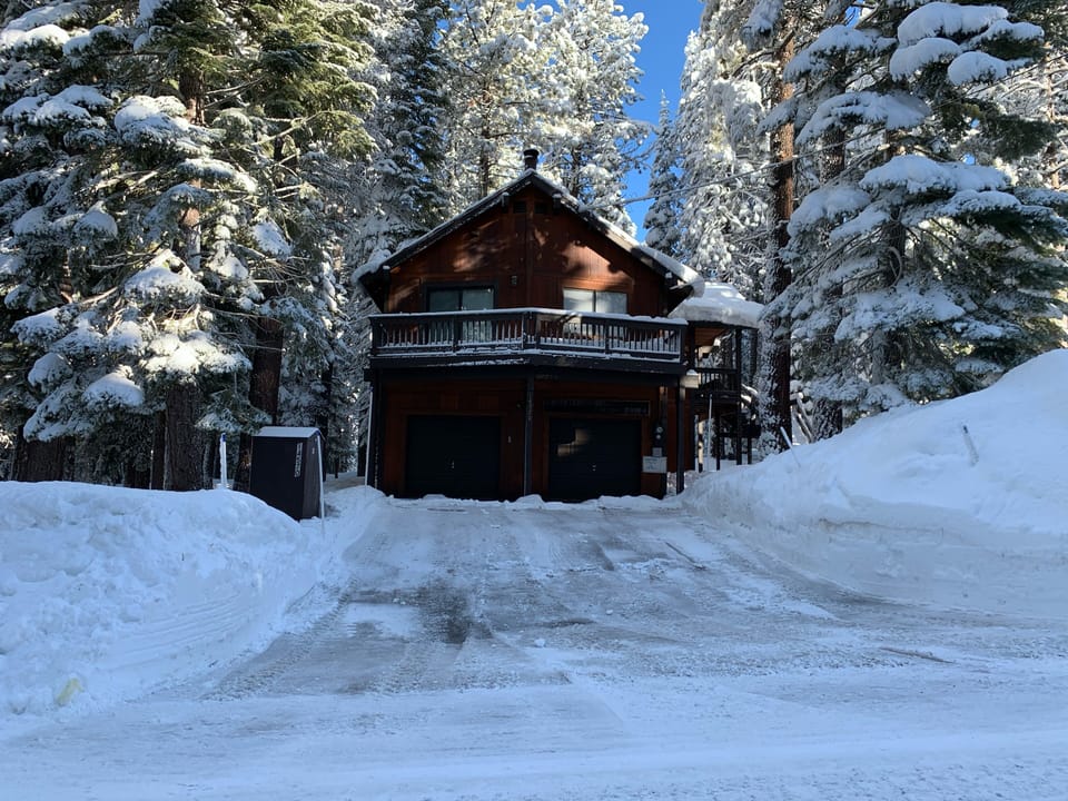 It's Snowtime at the cabin!