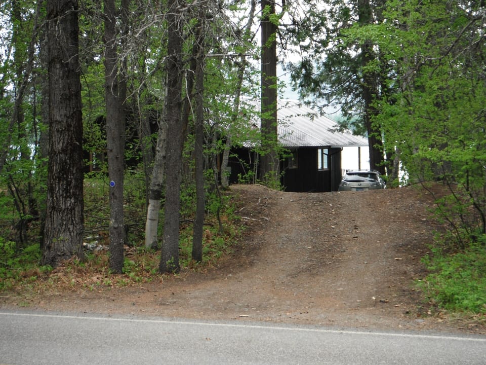 Driveway into cabin