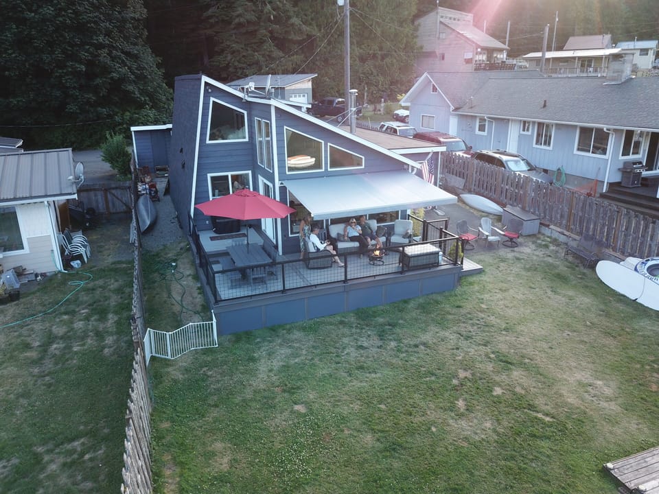 new retractable awning for year round use