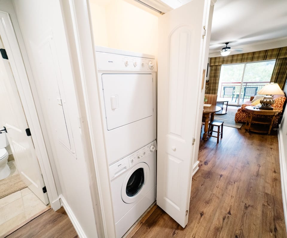Washer & Dryer Inside The Unit