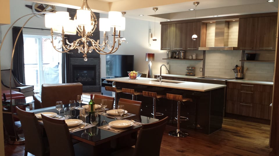 Well Appointed Kitchen and Dining