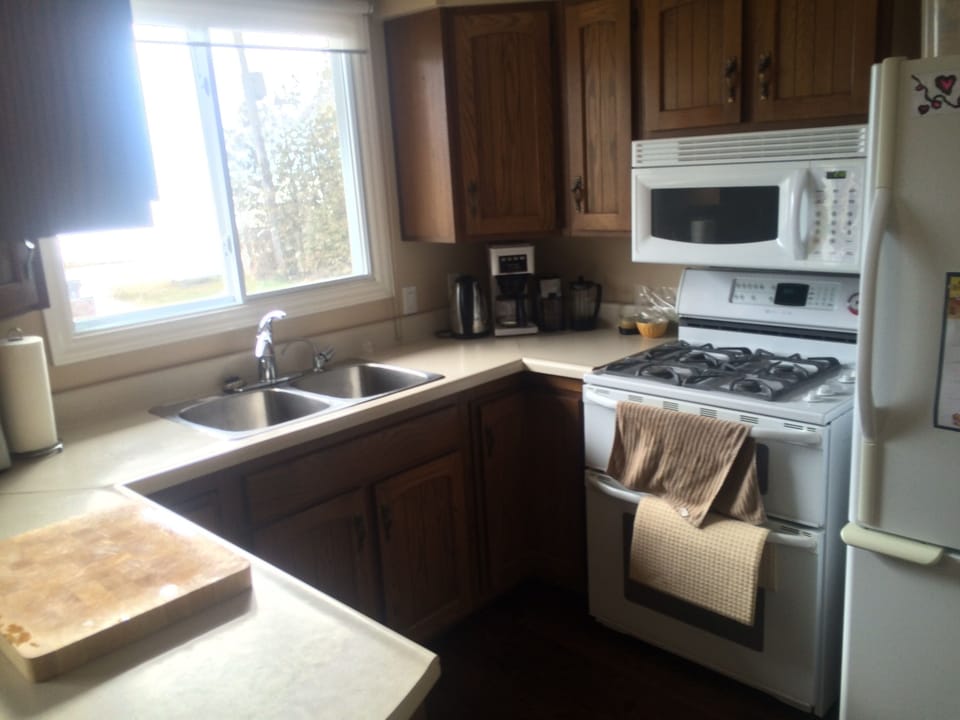 Kitchen with lake view