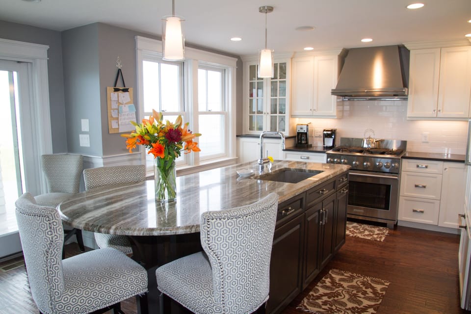 Ocean View Gourmet Kitchen with Granite Island