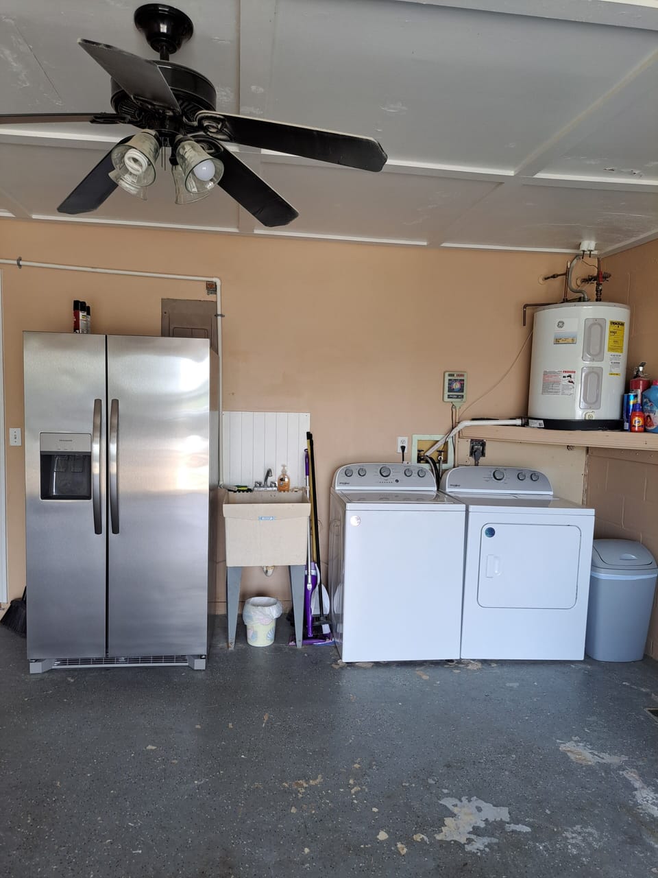 garage with washer/dryer additional refrigerator
