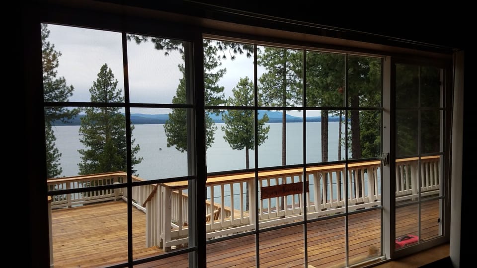 180 Degree Views