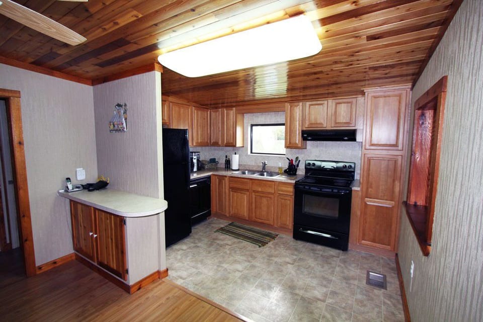 Fully stocked and sparkling clean kitchen