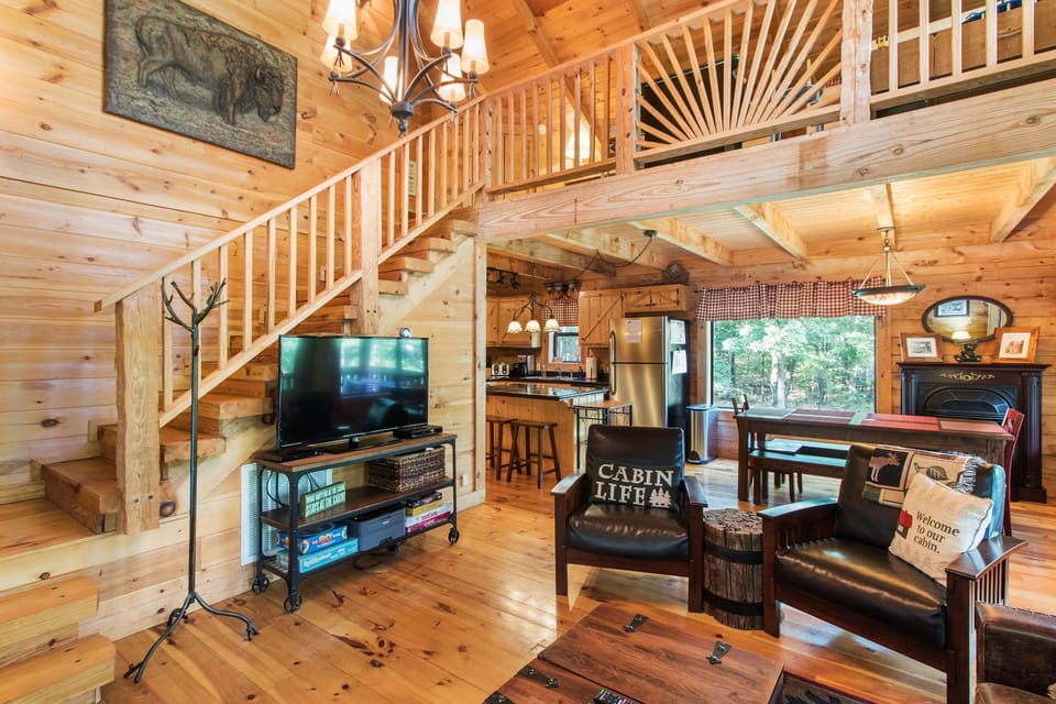 The open floorpan allows friends and family to truly enjoy time together.