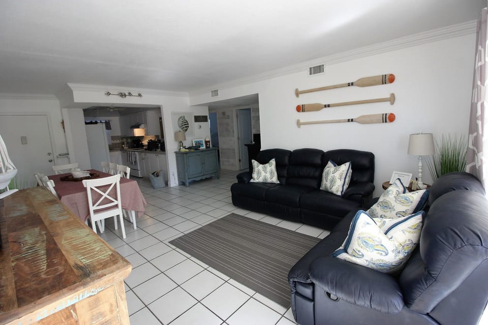 Family Room/coastal living theme
