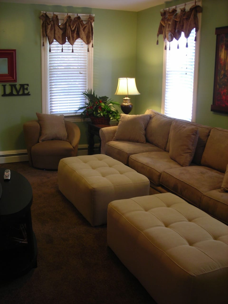 Large Living Room for your enjoyment, including DVD and Free WiFi, relax &amp; enjoy