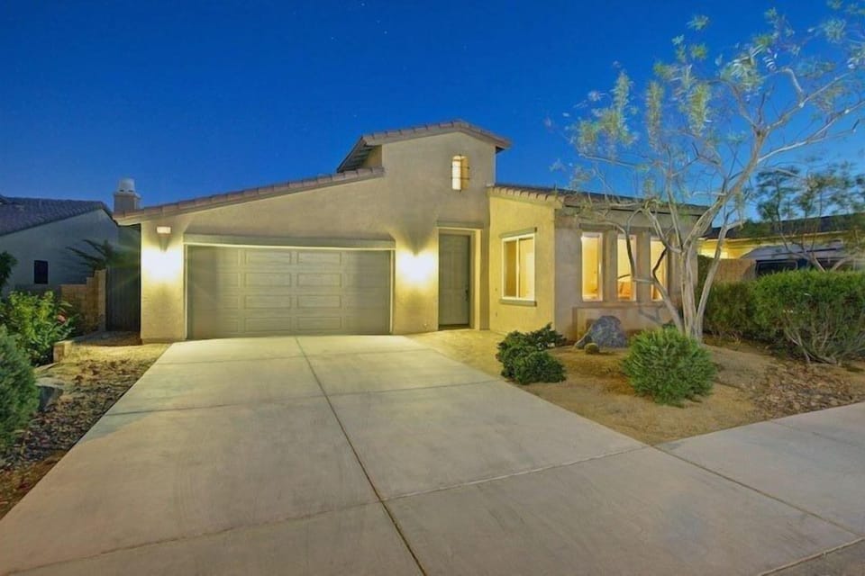 Front entrance to Home 