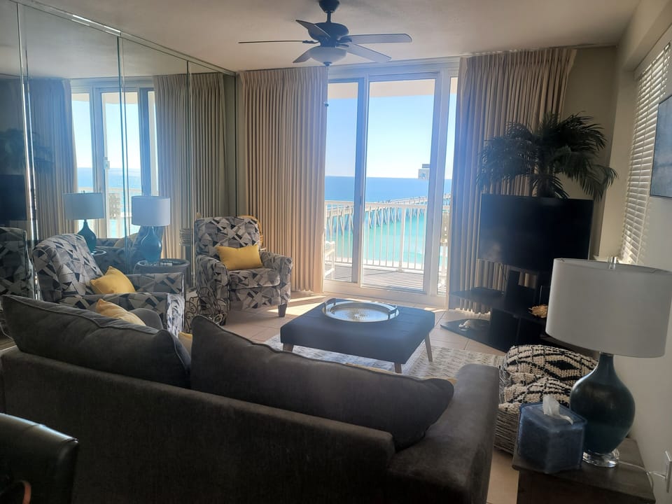 Beautiful Views of Navarre's Pier from the Living Area
