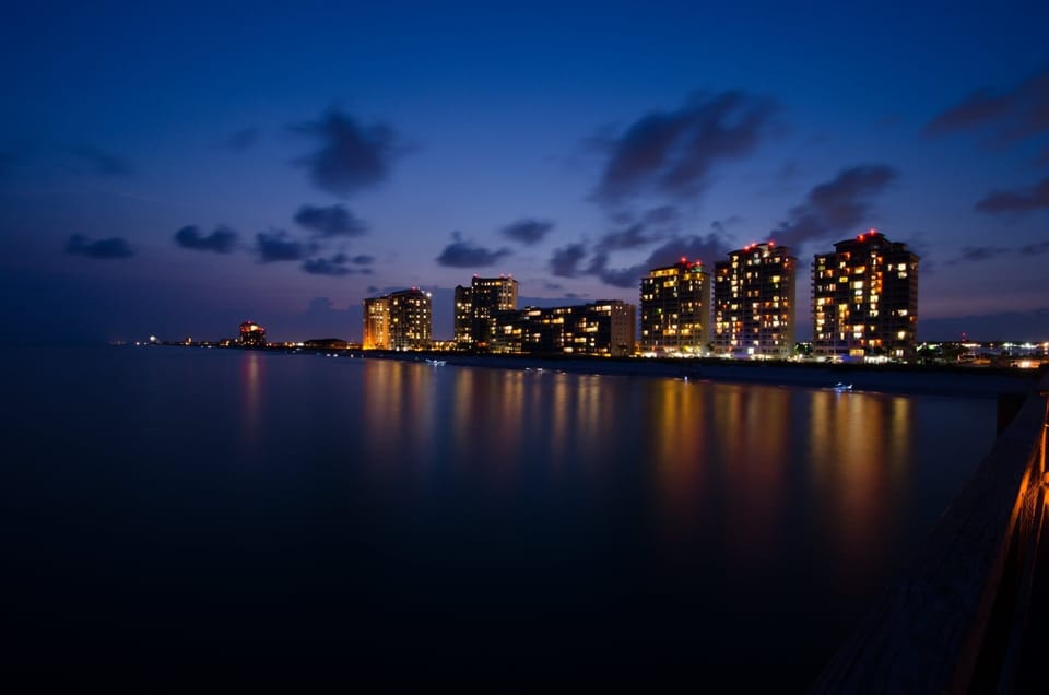 An evening view of Navarre Beach (Photo courtesy of Allen Skinner).