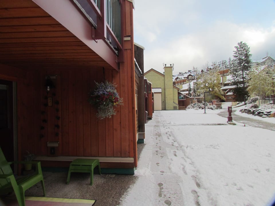 hot tubs and sauna at the end of this path