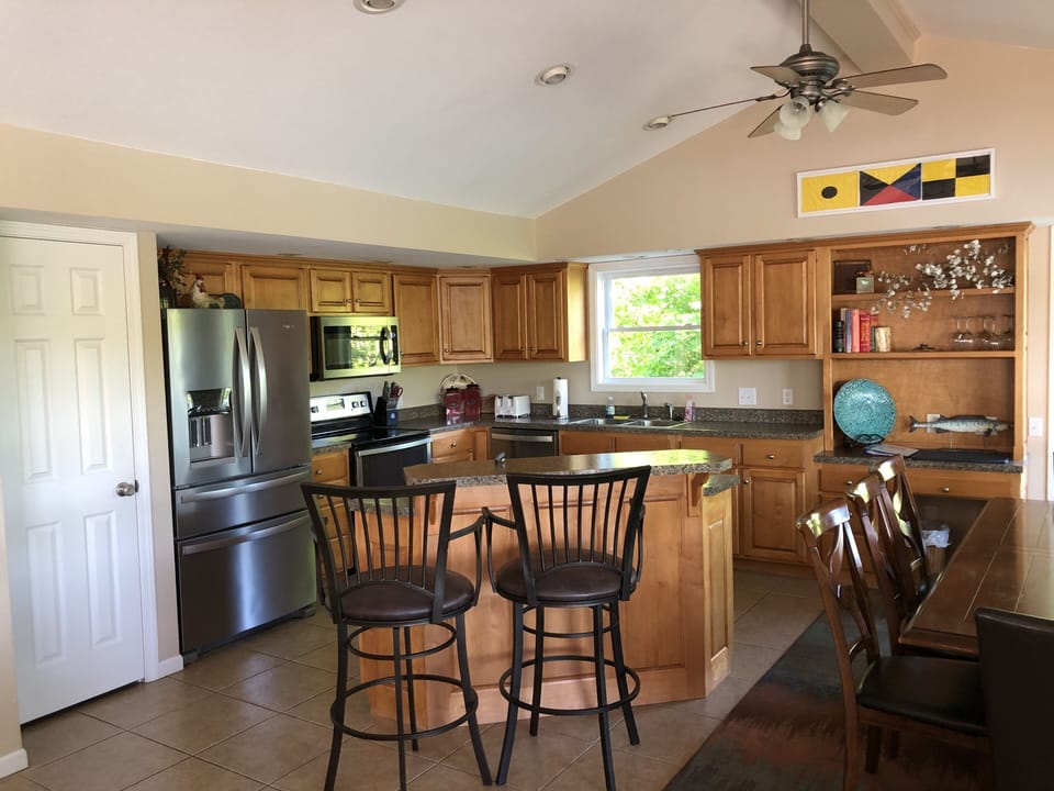 Kitchen with island seating