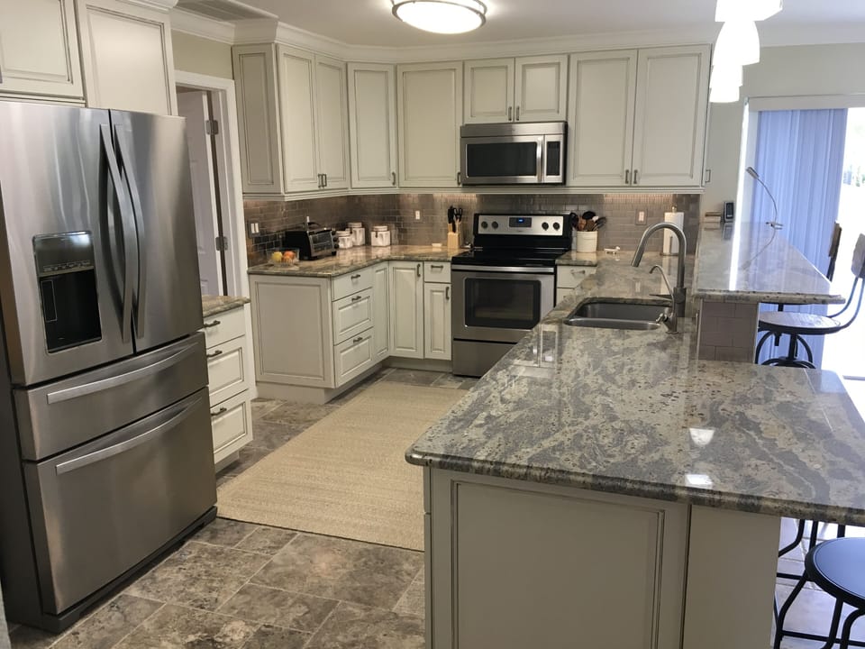 More kitchen