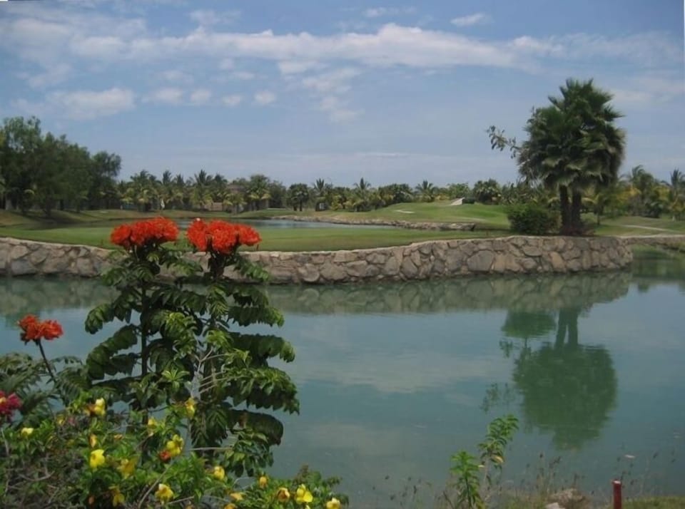 El Tigre Golf Course