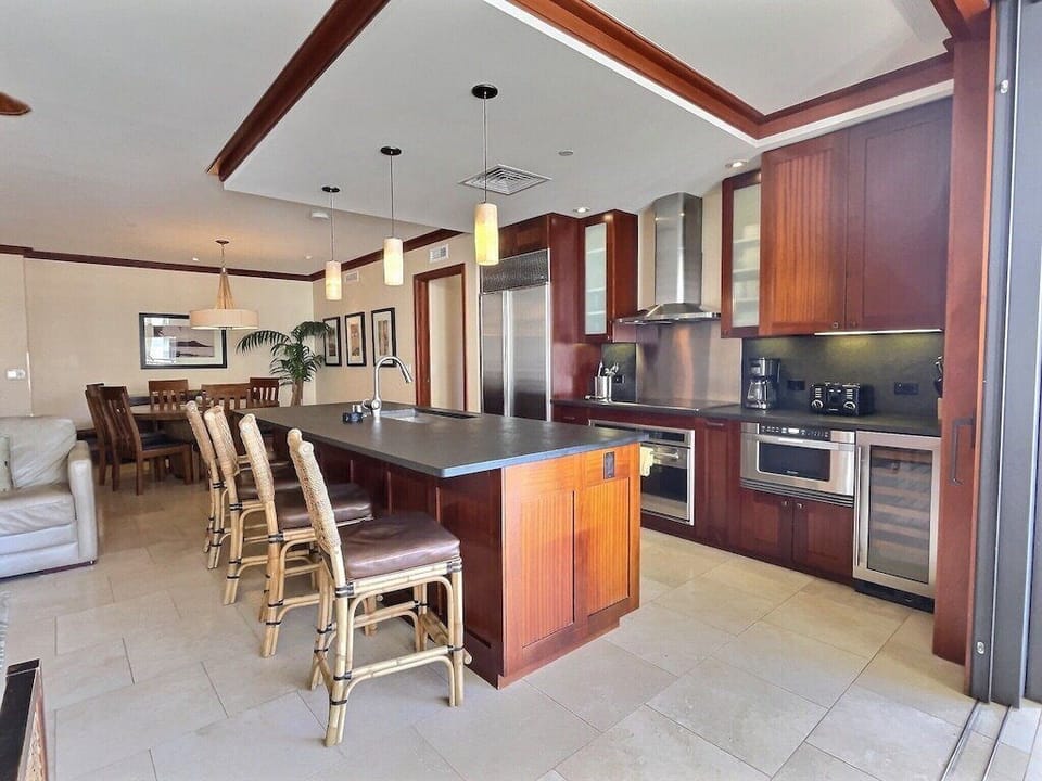 Gourmet kitchen designed by Chef Roy Yamaguchi