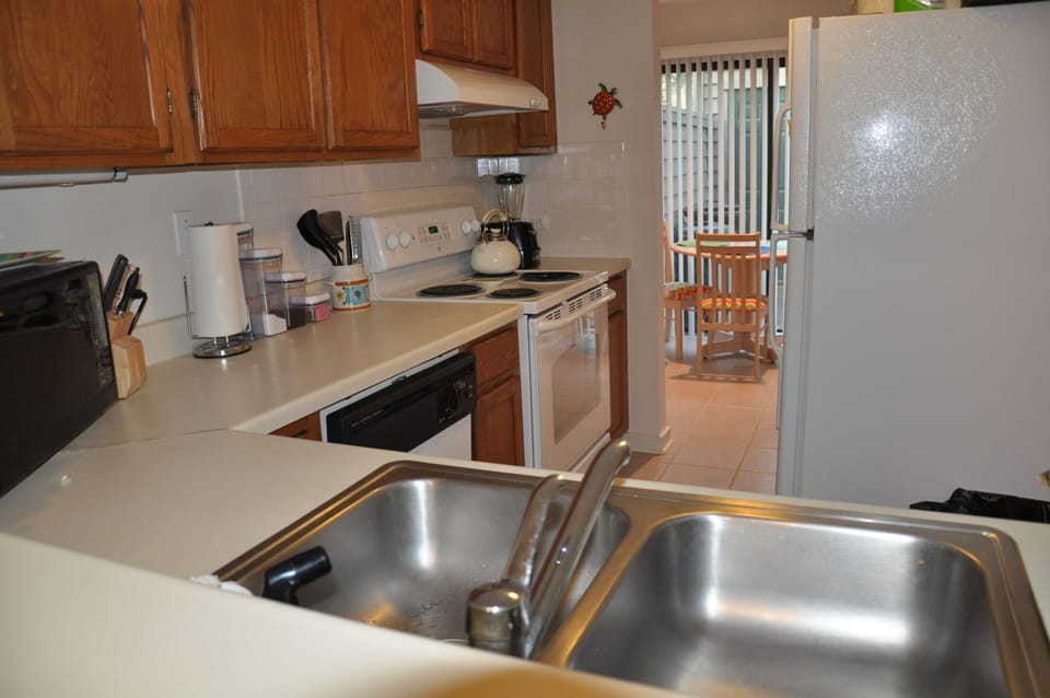 Fully stocked kitchen. 