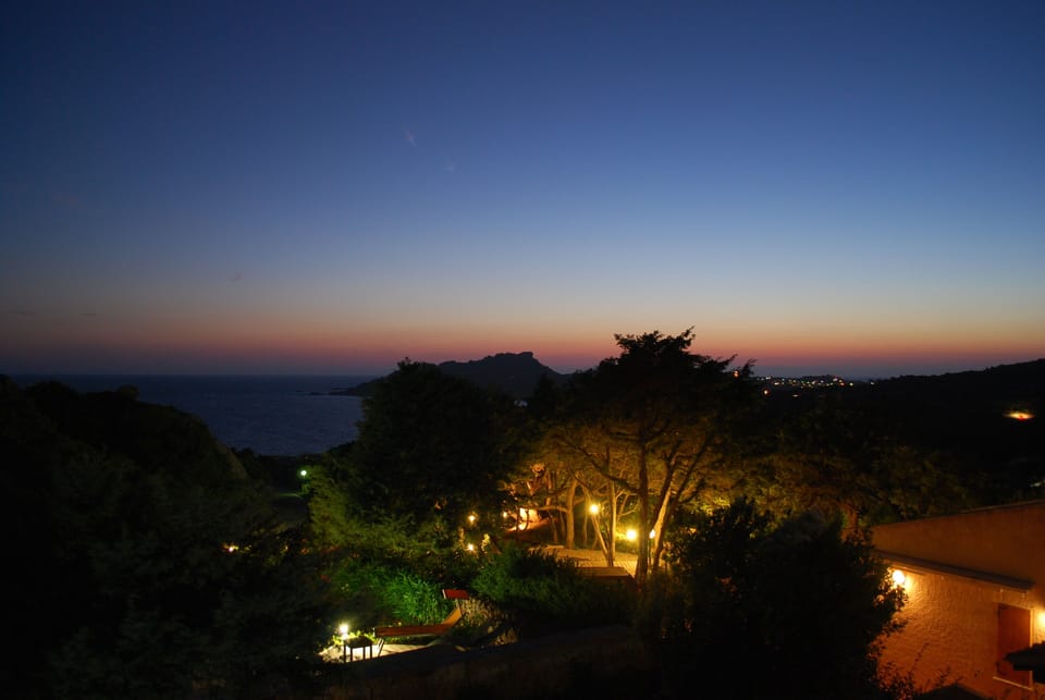 ... and a last sample of the dusk-time views from the terrace