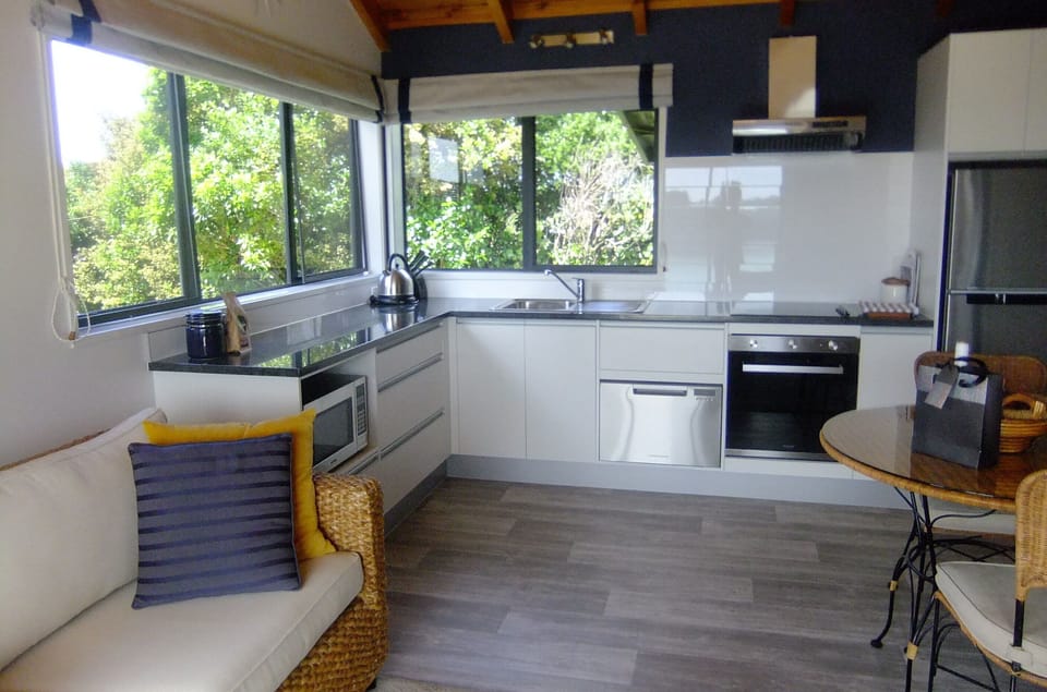 new kitchen,all modern appliances