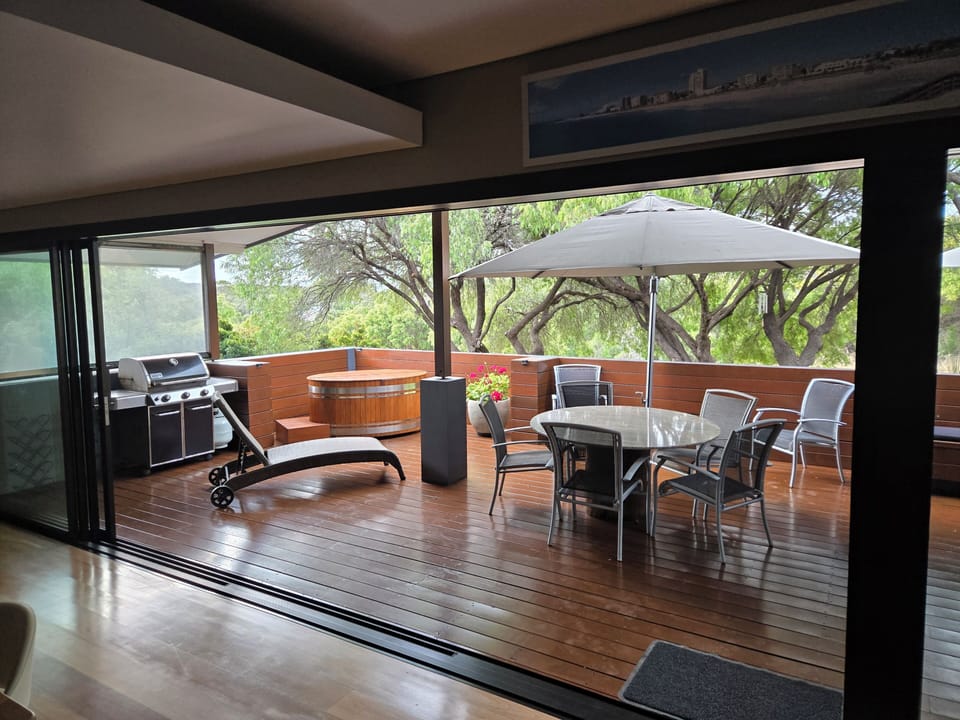 Balcony and Entry to Main Living Area