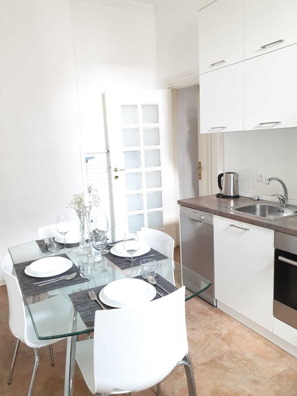 Dining with kitchen