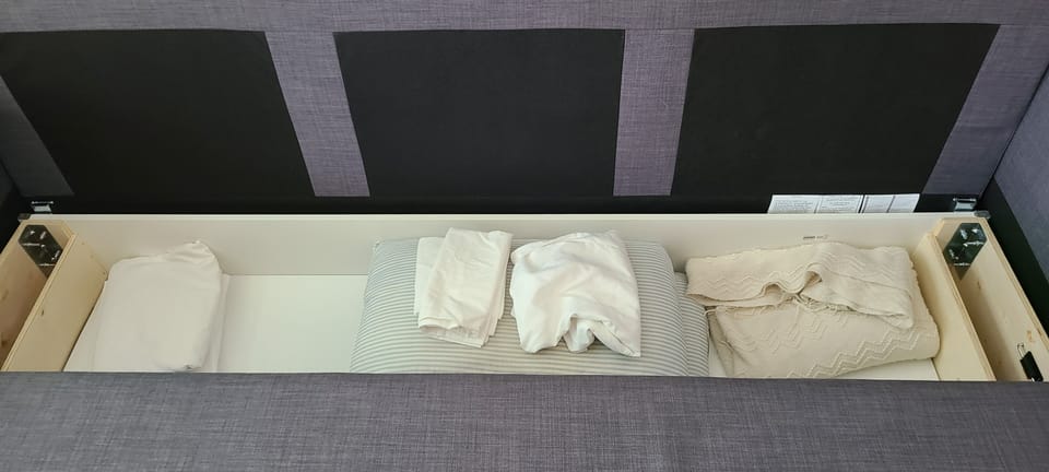 Linens / pillows / blanket storage