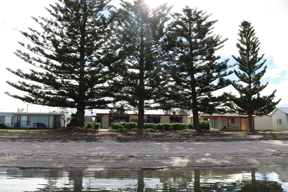 Front view of the shack, located right on the water