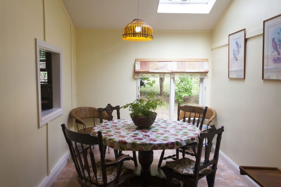Family suite dining area
