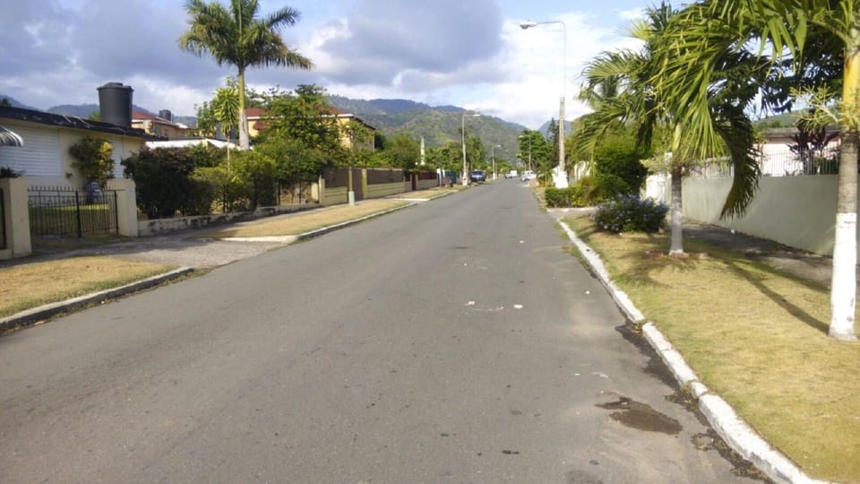 Photo of Avenue. Walk 5 mins this way and you and  access public transport
