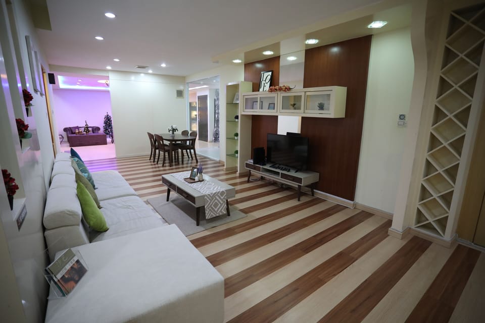 Living Room with Tvbox