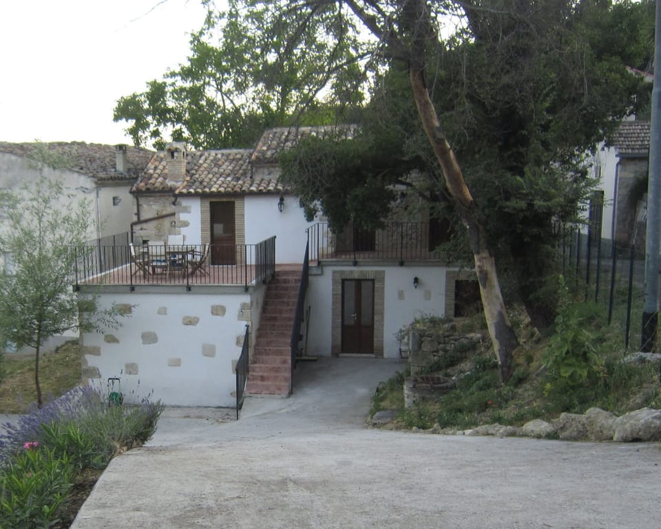 Casa Olivia exterior from top of drive