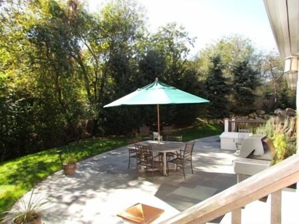 Private Outdoor Dining