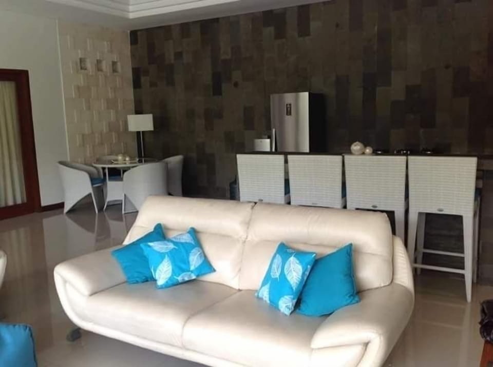 5 Bedroom Villa at Touristic Area Legian