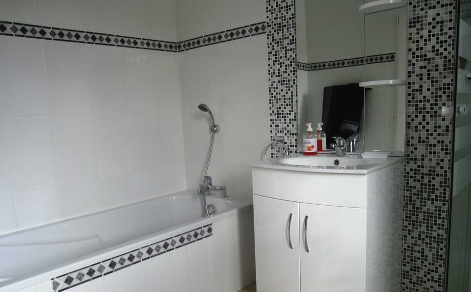 #Bathroom with shower cabinet