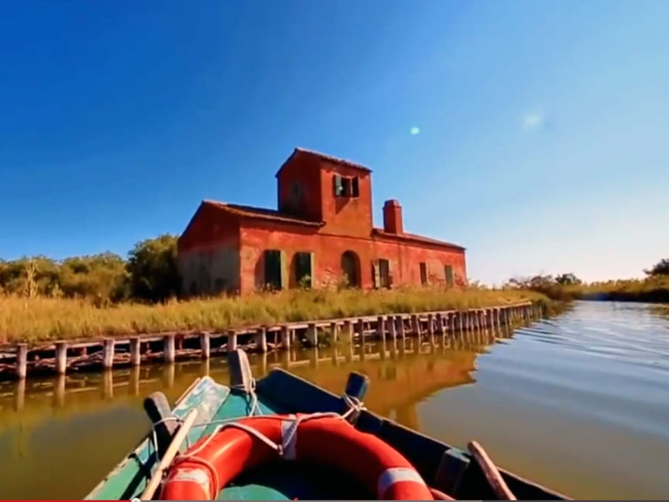 First floor villa with large garden a few meters from the sea House in Emilia-Romagna