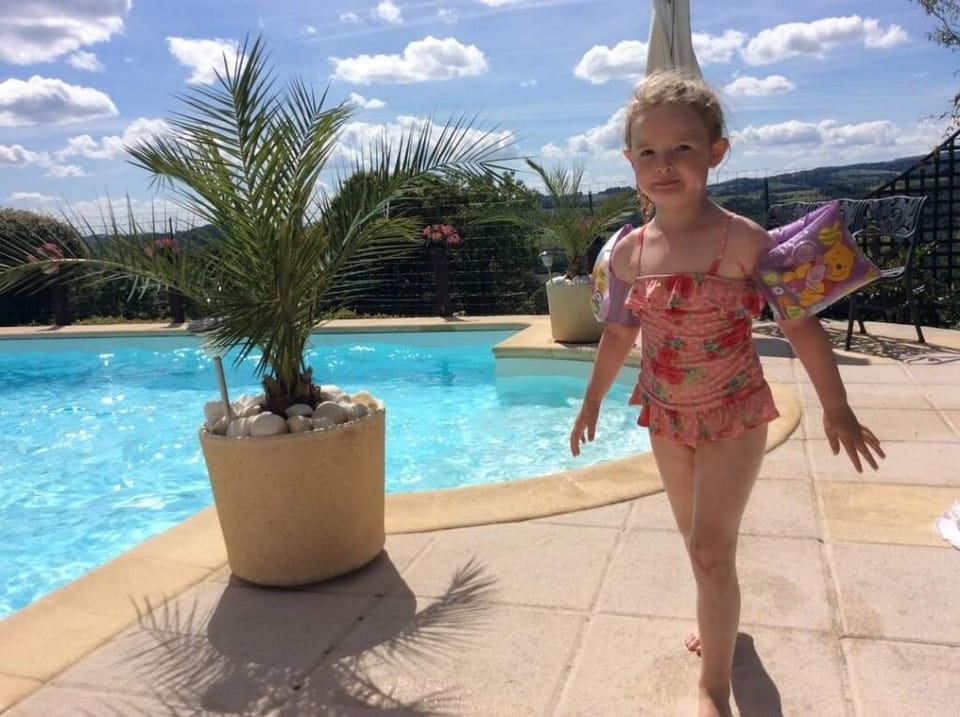 The children just love the pool, also have paddling pool for toddlers.