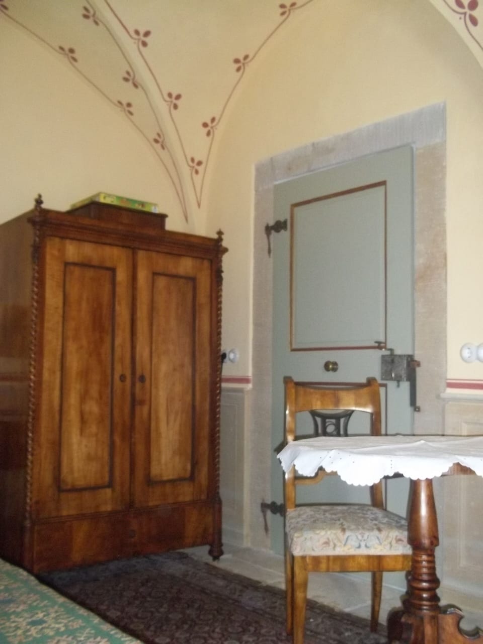 Historical Villa, exlusive Ambience, firsthand at the River Elbe, nature Apartment in Sächsische Schweiz-Osterzgebirge