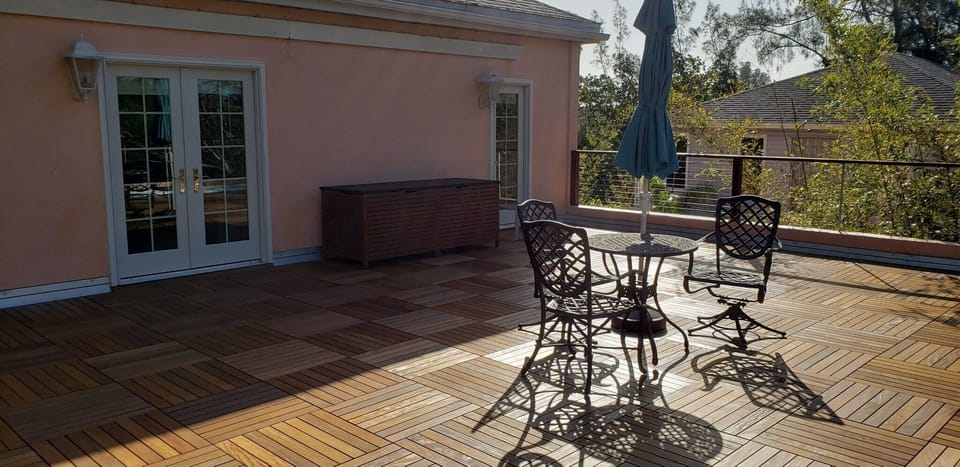 Roof deck