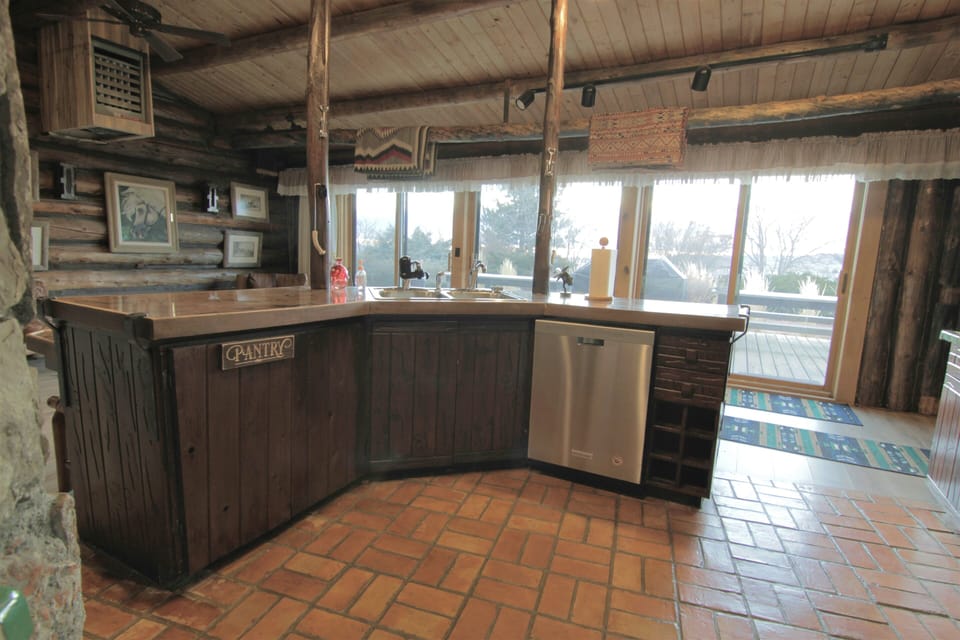 backyard views from kitchen 
