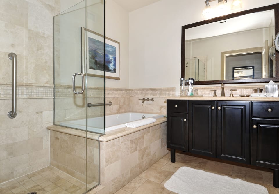 Bedroom has separate Soaking Tub with Walkin Shower and with Spa Toiletries