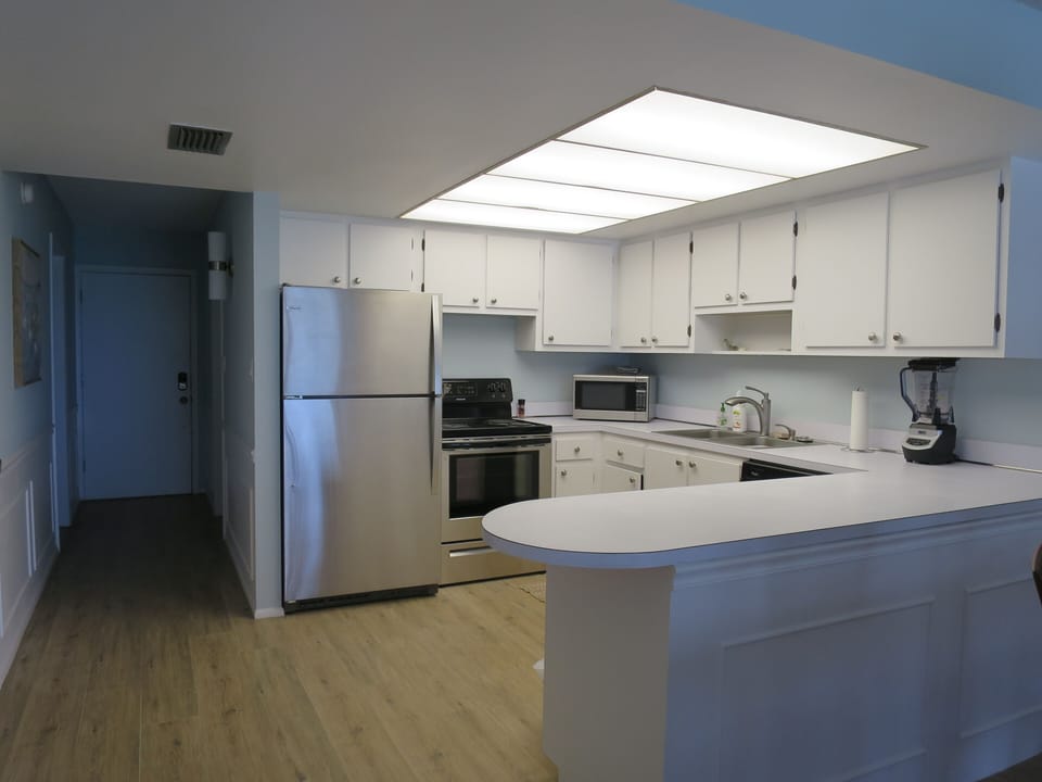 Fully equipped kitchen