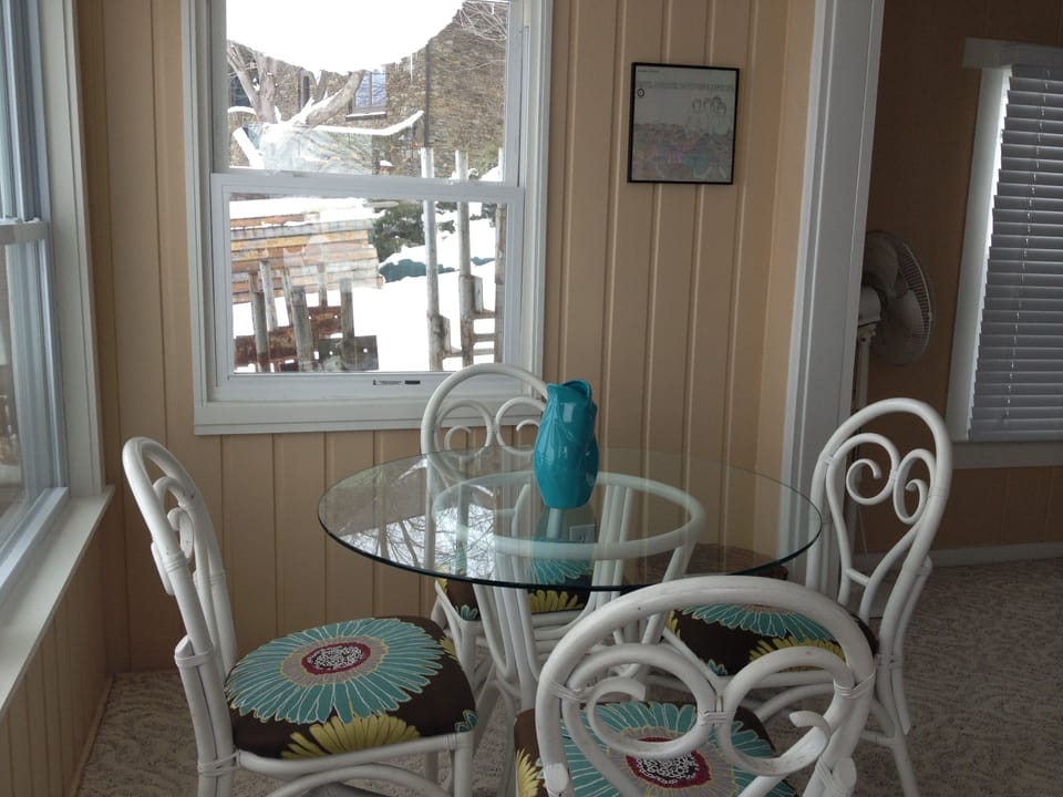 Eating area