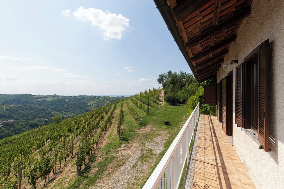 The balcony
